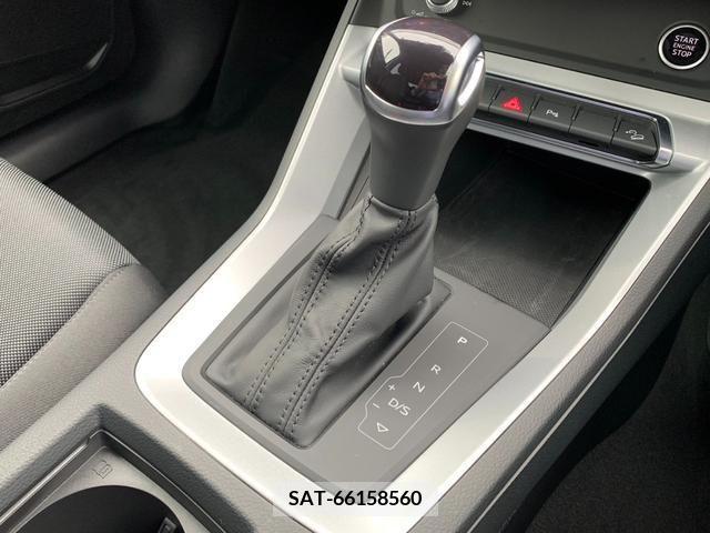 Audi Q3 2022-10 317878-12