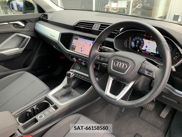 Audi Q3 2022-10 317878-7