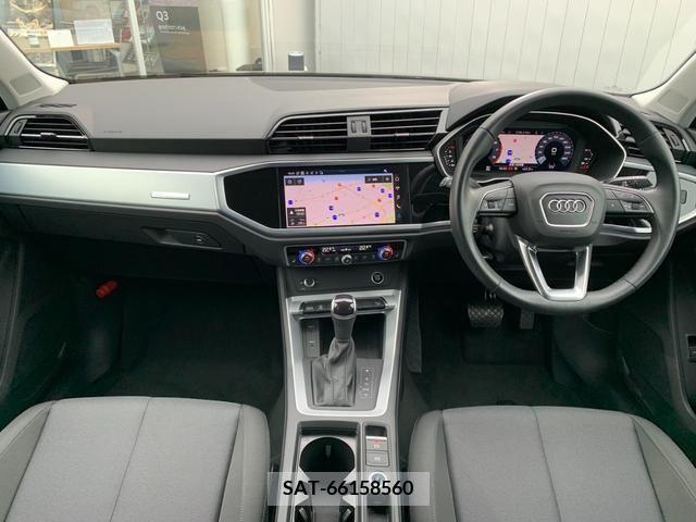 Audi Q3 2022-10 317878-6