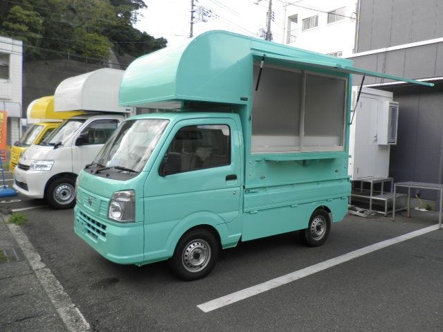Nissan CLIPPER 2017-11 11066-3