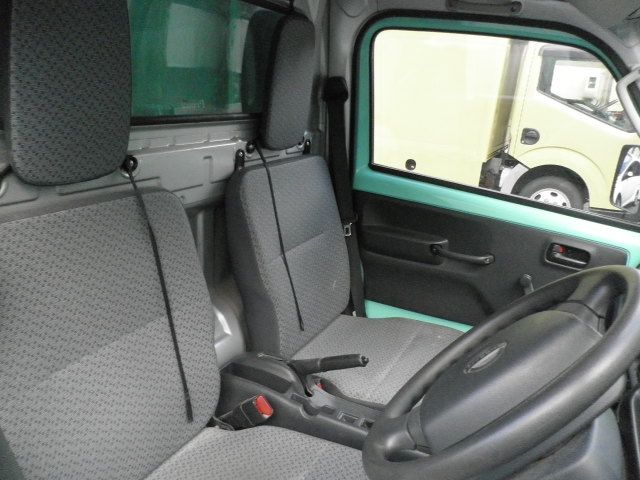 Nissan CLIPPER 2017-11 11066-12