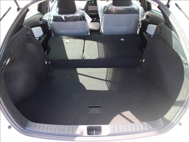 Toyota PRIUS 2019-06 18035-12