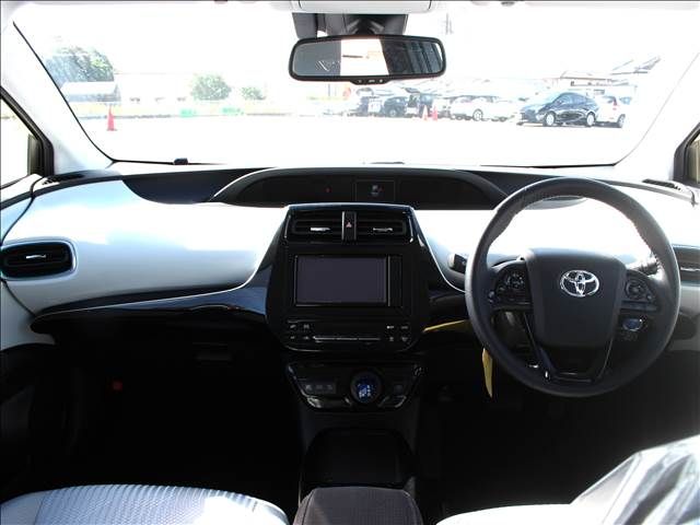 Toyota PRIUS 2019-06 18035-5