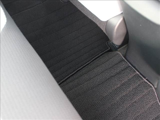 Toyota PRIUS 2019-06 18035-20
