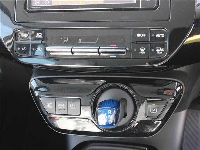 Toyota PRIUS 2019-06 18035-26