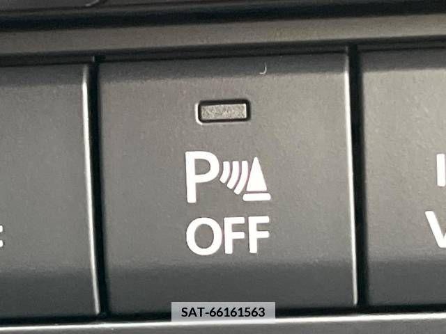 Mazda MAZDA3 2019-07 339769-6