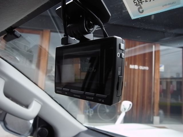 Toyota HILUX 2021-02 10328-11