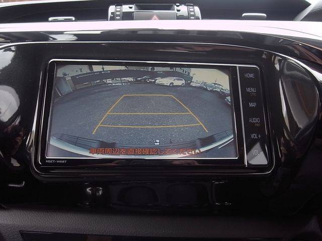 Toyota HILUX 2021-02 10328-9