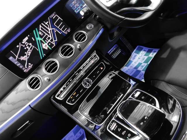 Mercedes Benz E-CLASS 2019-11 17173-3