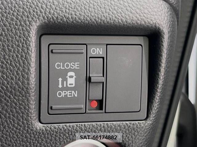 Honda N BOX CUSTOM 2020-02 298066-7