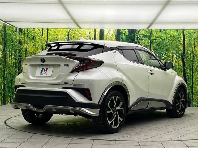 Toyota C-HR 2017-05 14482-17