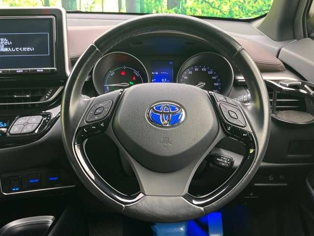Toyota C-HR 2017-05 14482-11
