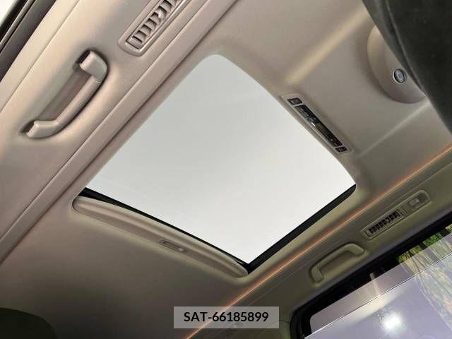 Toyota VELLFIRE 2012-02 299871-1