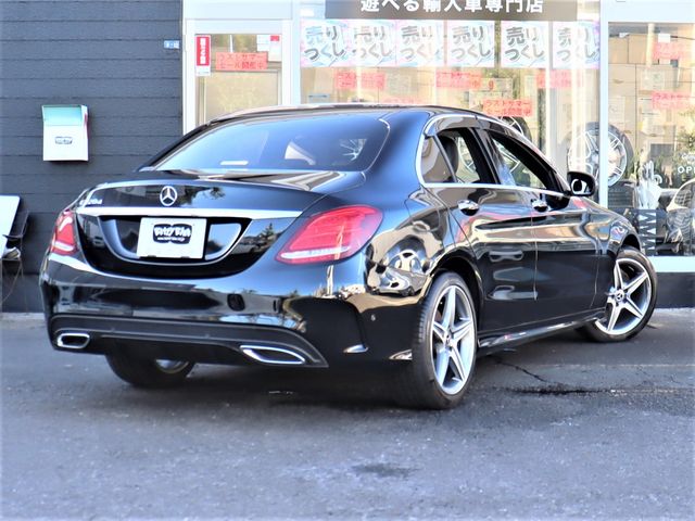 Mercedes Benz C-CLASS 2018-01 15540-23