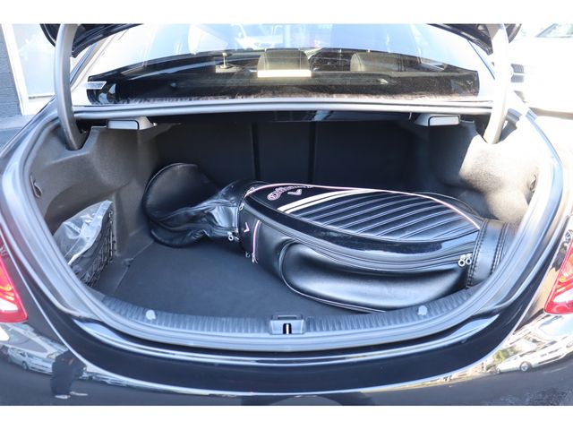 Mercedes Benz C-CLASS 2018-01 15540-20