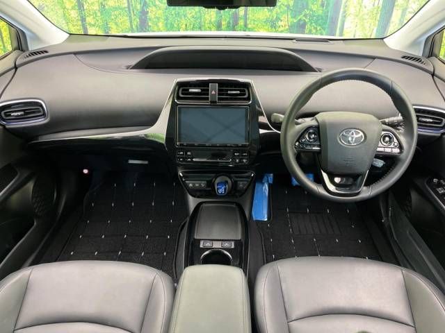 Toyota PRIUS 2019-05 193803-1