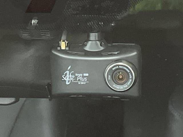 Toyota PRIUS 2019-05 193803-7
