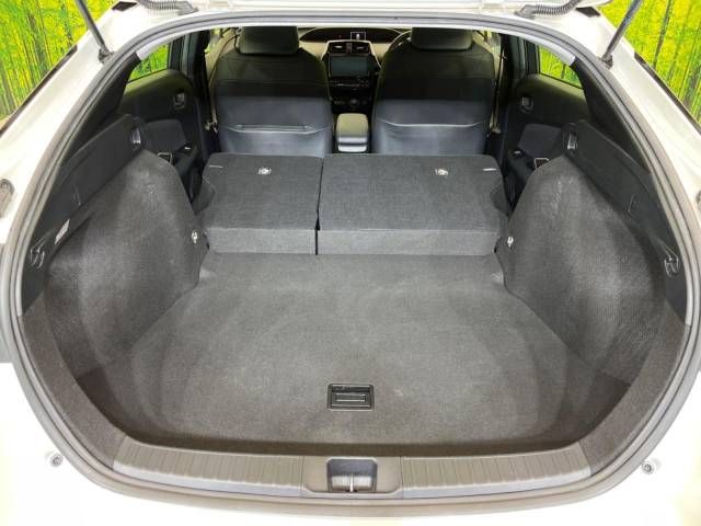 Toyota PRIUS 2019-05 193803-10