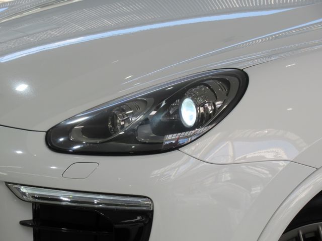 Porsche CAYENNE 2017-02 183144-26