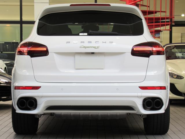 Porsche CAYENNE 2017-02 183144-21