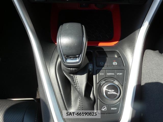 Toyota RAV4 2021-07 313223-12