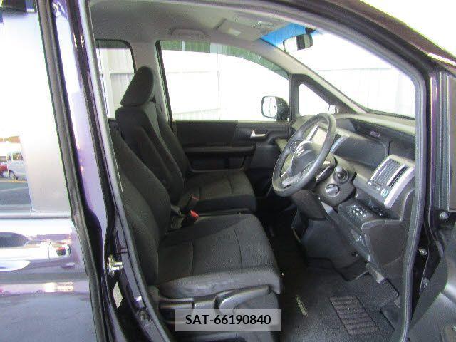 Honda e 2014-11 204507-9