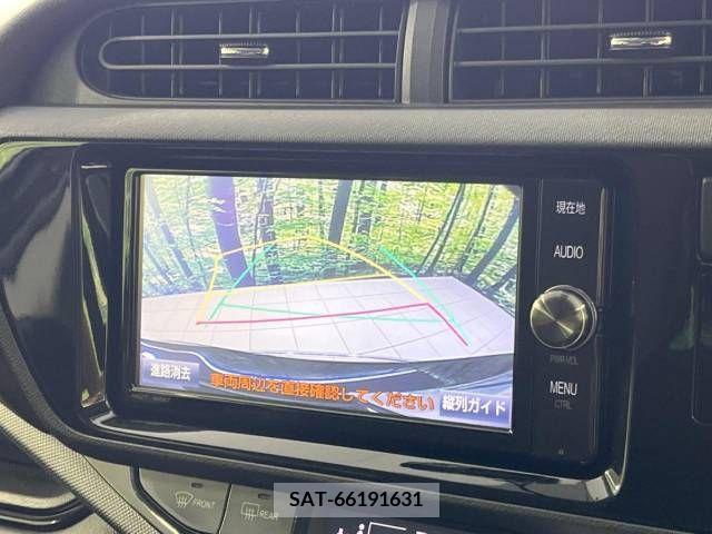 Toyota AQUA 2017-06 314219-3