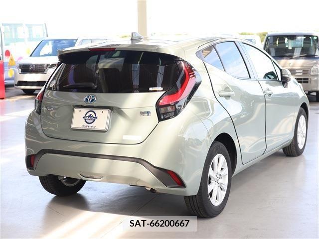 Toyota AQUA 2021-09 291758-3