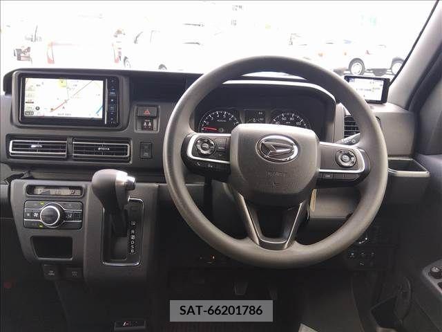 Daihatsu ATRAI 2022-02 356421-4