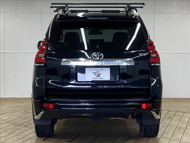 Toyota PRADO 2018-02 11155-14