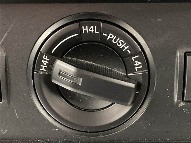 Toyota PRADO 2018-02 11155-8