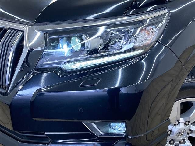 Toyota PRADO 2018-02 11155-18
