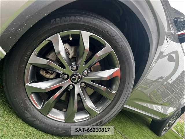 Lexus NX 2019-06 354014-18