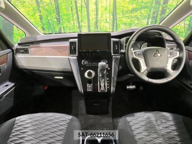 Mitsubishi DELICA D5 2023-03 267470-1