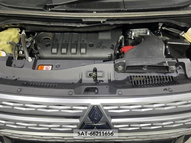 Mitsubishi DELICA D5 2023-03 267470-19