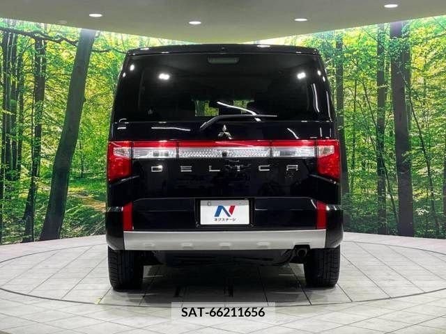 Mitsubishi DELICA D5 2023-03 267470-16