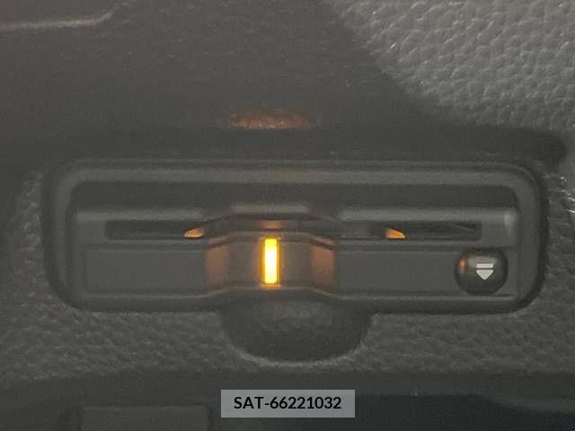 Honda N BOX CUSTOM 2019-07 216997-7