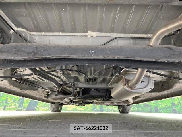 Honda N BOX CUSTOM 2019-07 216997-19