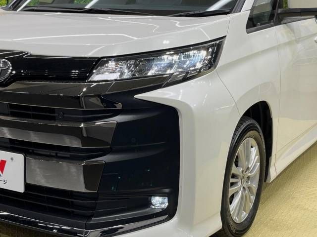 Toyota NOAH 2023-07 188071-12