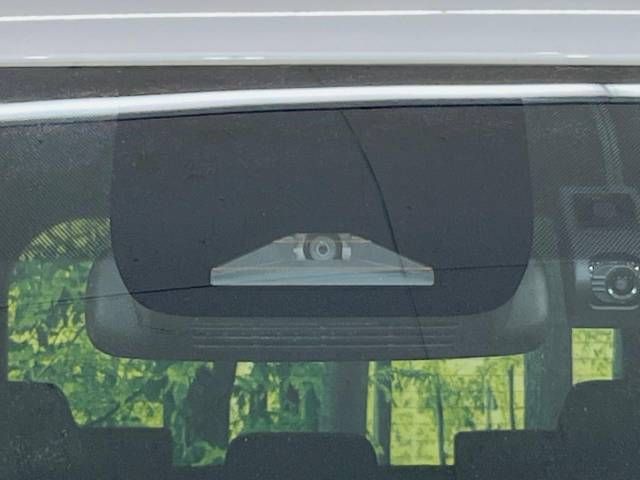 Toyota NOAH 2023-07 188071-3