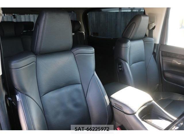 Toyota VELLFIRE 2018-08 205414-11
