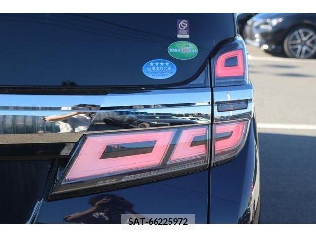 Toyota VELLFIRE 2018-08 205414-5