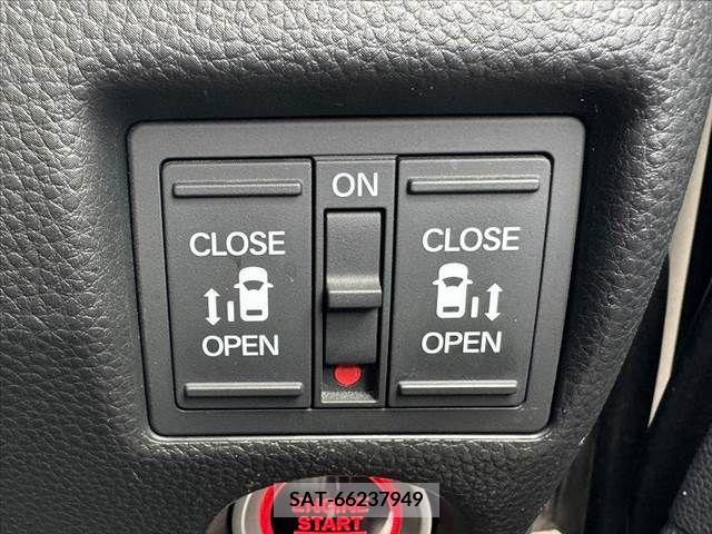 Honda N BOX CUSTOM 2018-05 336371-5