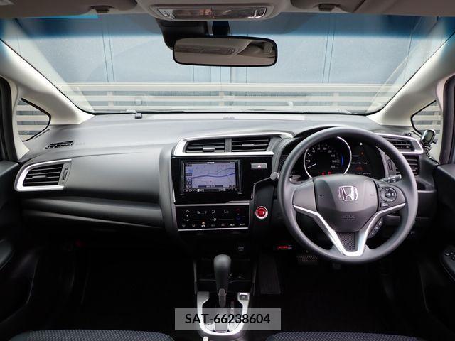 Honda FIT 2019-03 329127-1