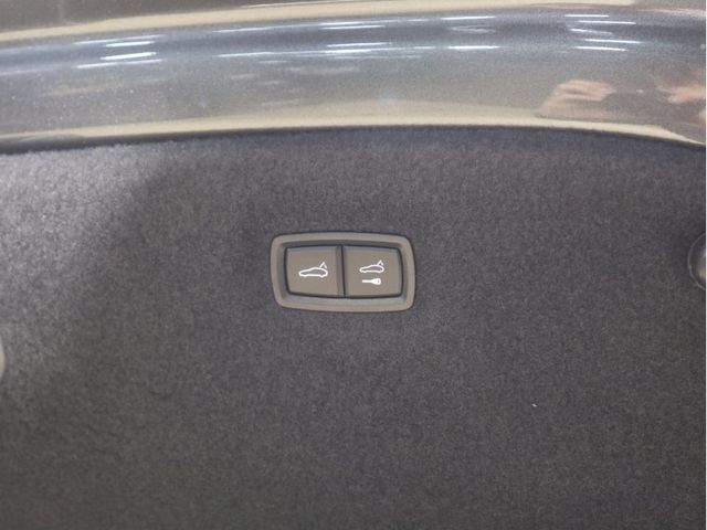 Audi E-TRON 2021-11 6681-26