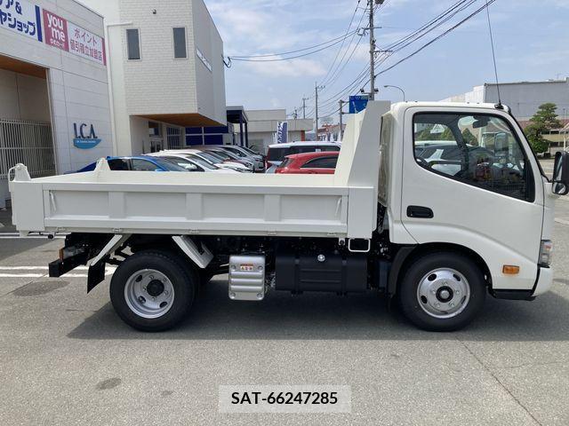 Hino DUTRO 2023-02 255099-5