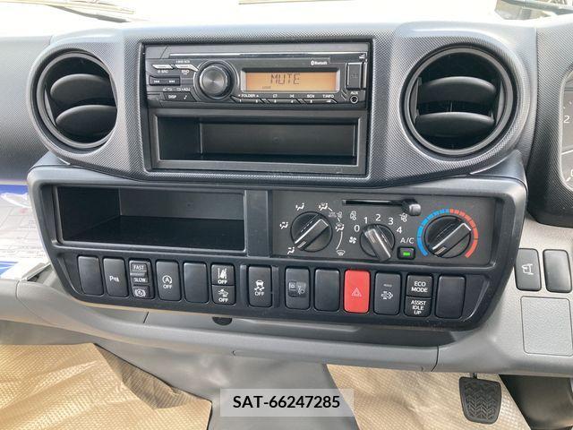 Hino DUTRO 2023-02 255099-14