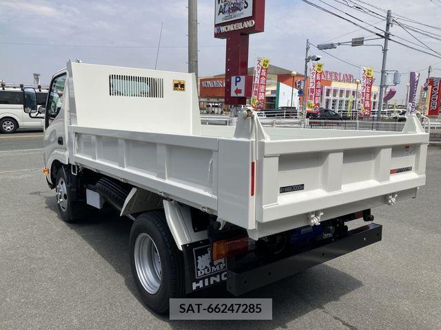 Hino DUTRO 2023-02 255099-2