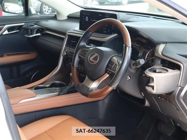 Lexus RX 2020-06 354137-10