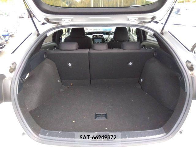 Toyota PRIUS 2016-05 218145-2